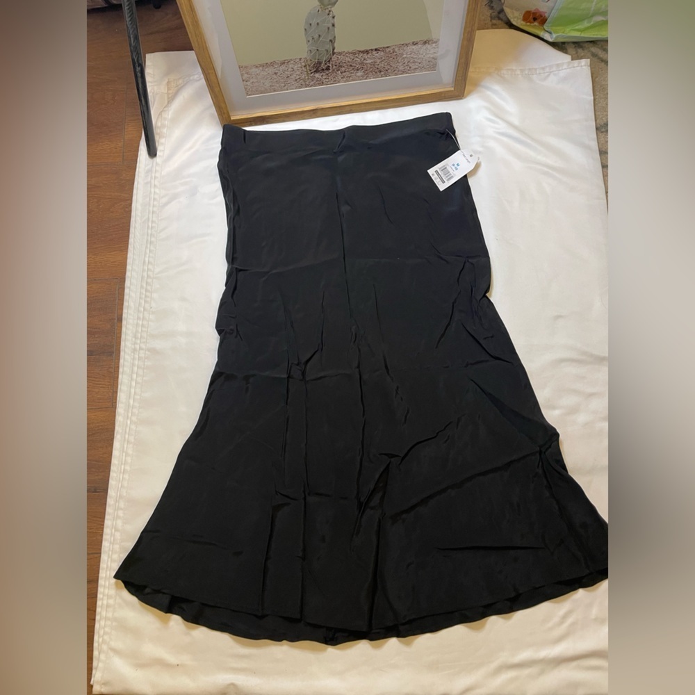 NWT Time and True size medium black bias midi skirt
